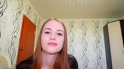 Izmenyau Svoei Devushke S Goryachei Svodnoi Sestroi. Zastavlyaet Zhestko Trahat I